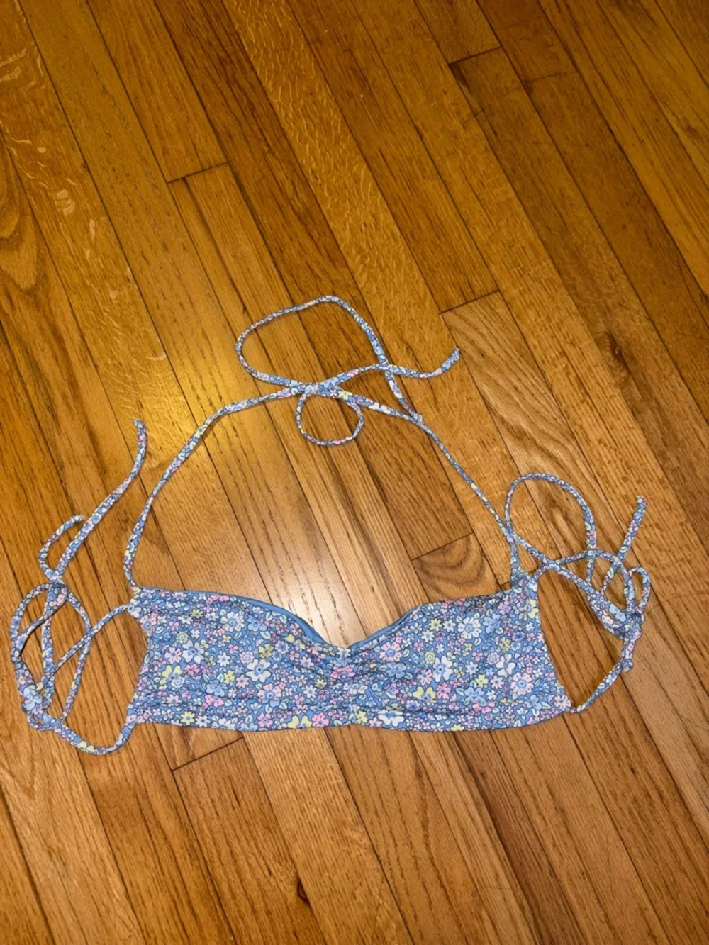 Frankie’s Bikinis Foxy Bandeau Bikini Top